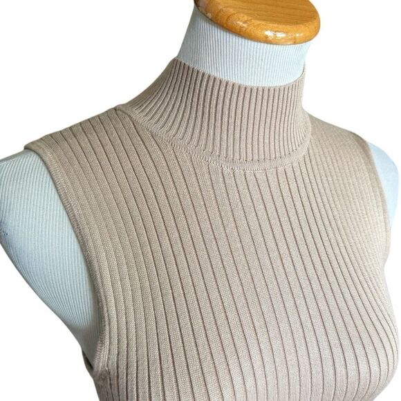 Womens Madison Grey Oatmeal Ribbed Mock Neck Sleeveless Top Blouse - Sz S - Picture 2 of 2